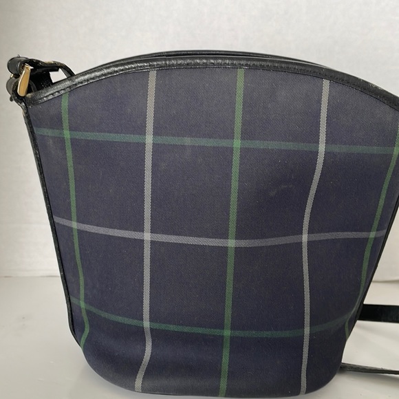 Authentic Burberry Check Crossbody/Shoulder Bag. - Picture 8 of 17